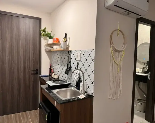 XỬ NỮ 9